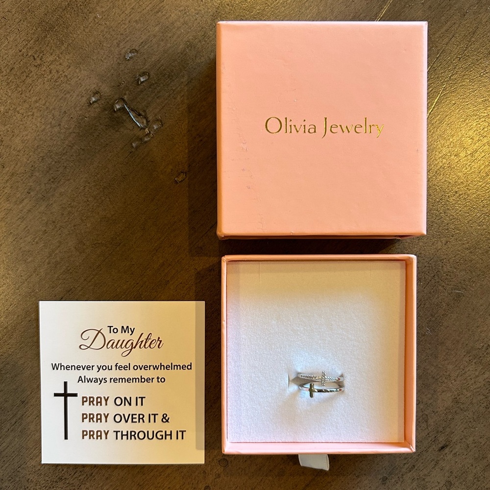 NIB Olivia Jewelry Double Cross Adjustable Ring
